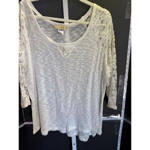 Women's Davina White Lace Sleeve Long Sleeve sweater Tee Plus Size 2X